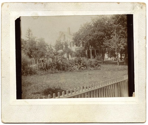 Dr. C. P. Smith, Sr. residence
High Street, c. 1890, formerly home of William Rysdyk,  chs-005008